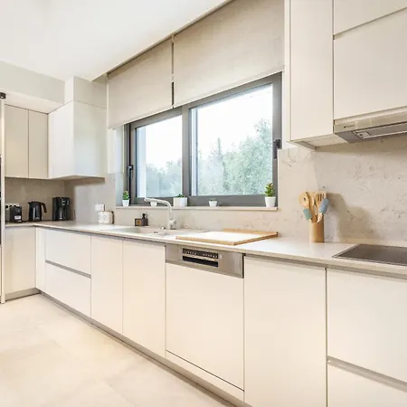 Mamfredas Luxury Plános