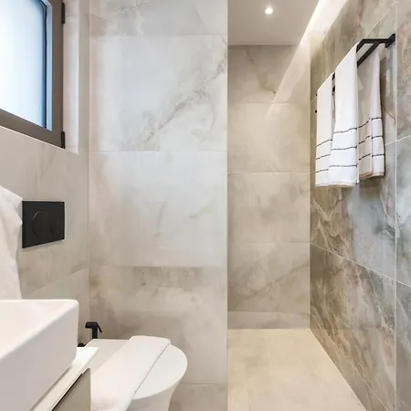 Mamfredas Luxury Villa