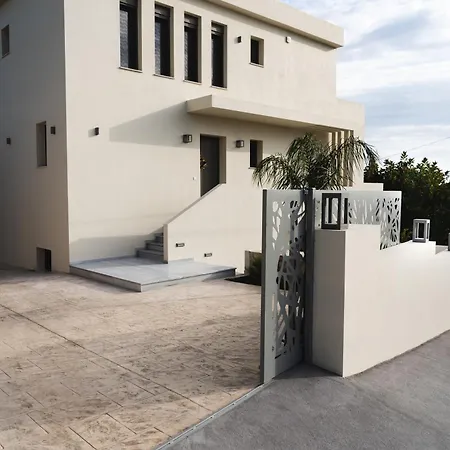 Mamfredas Luxury * Planos (Zakynthos)