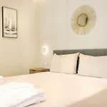 Mamfredas Luxury Villa *