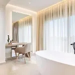 Mamfredas Luxury Plános